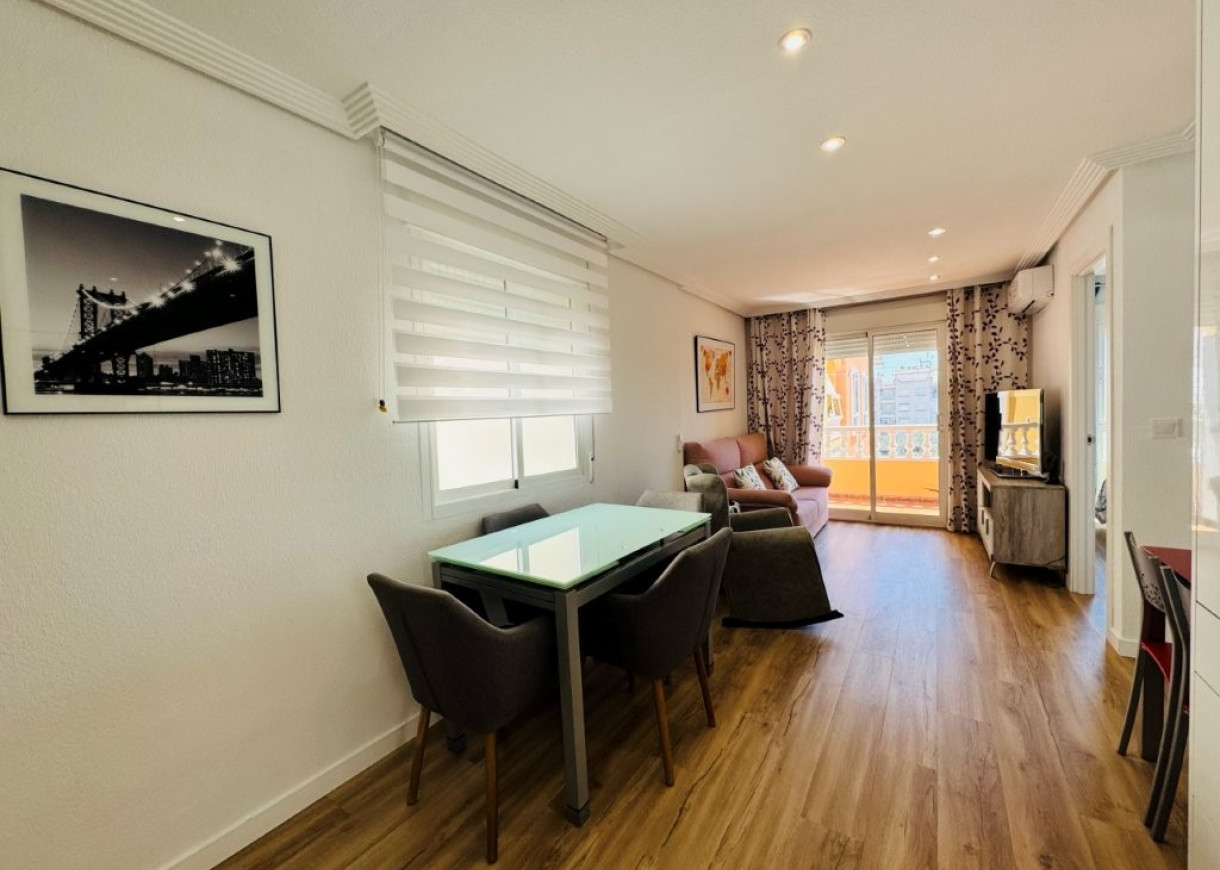Resale - Apartment - Guardamar del Segura - Pueblo