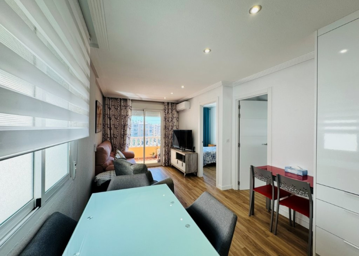 Resale - Apartment - Guardamar del Segura - Pueblo
