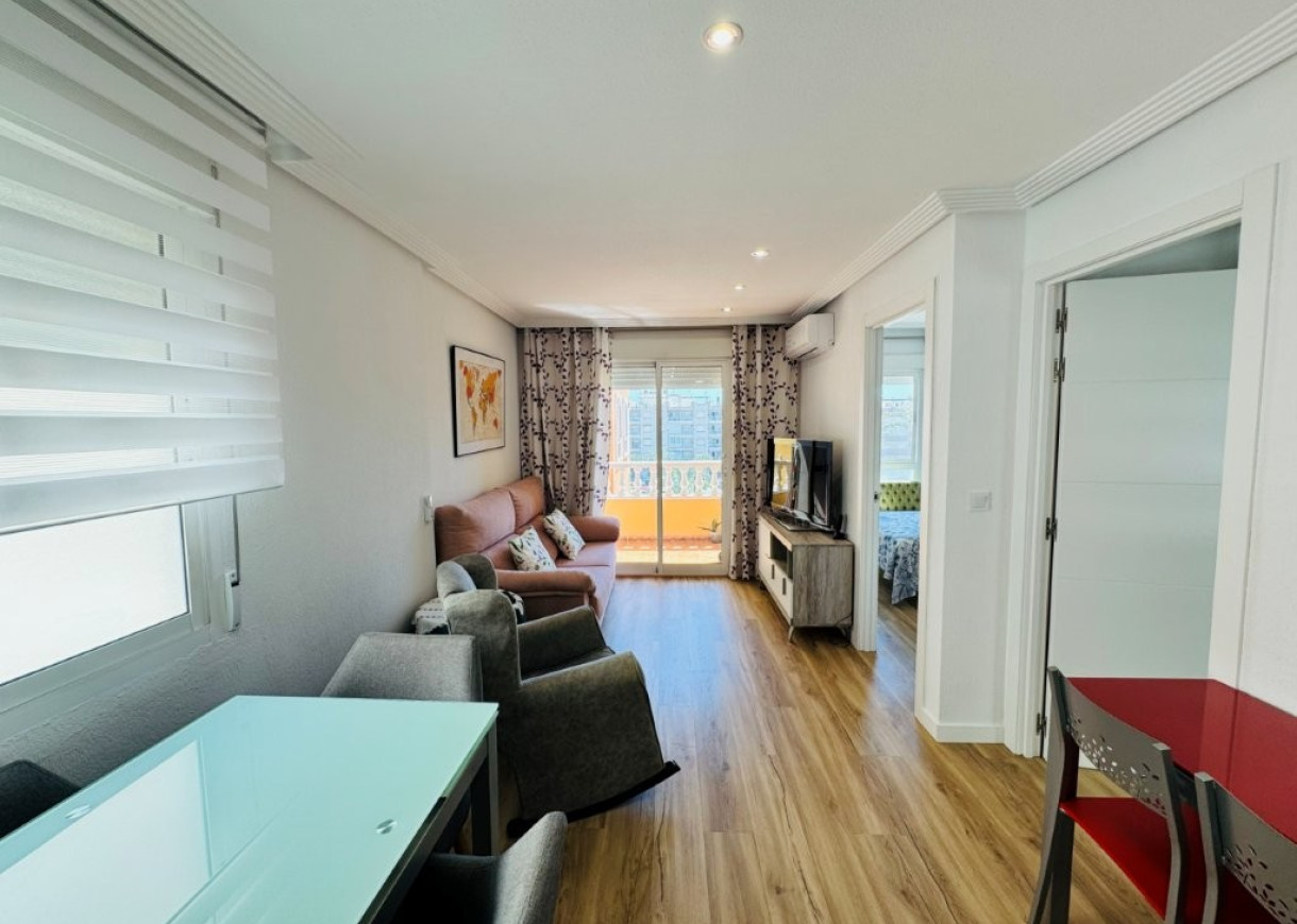 Resale - Apartment - Guardamar del Segura - Pueblo