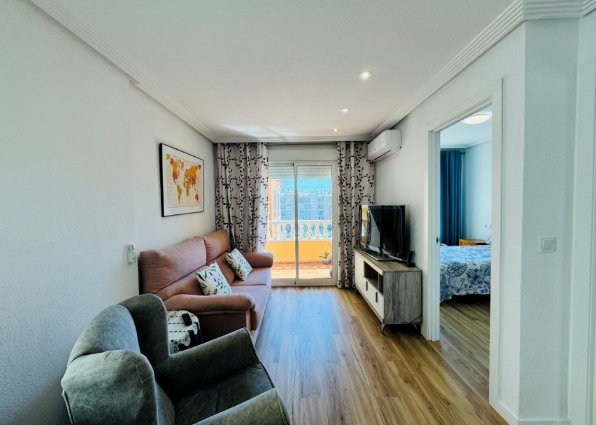 Resale - Apartment - Guardamar del Segura - Pueblo