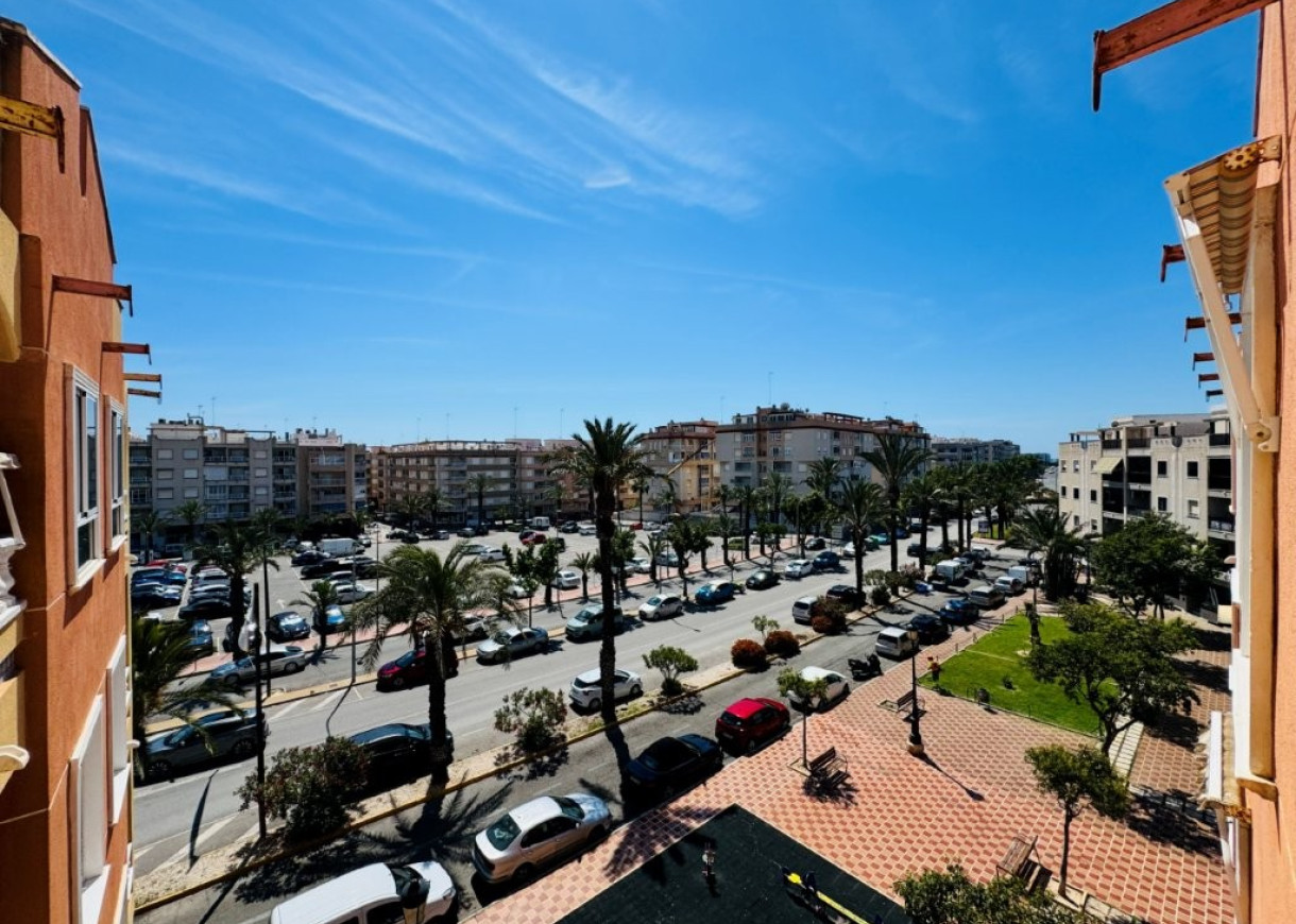 Resale - Apartment - Guardamar del Segura - Pueblo