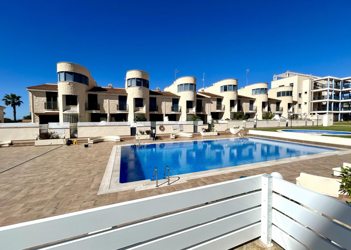 Resale - Terraced house - Cabo Roig