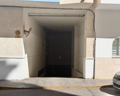 Long time Rental - Garage - Torrevieja - Playa de los Locos