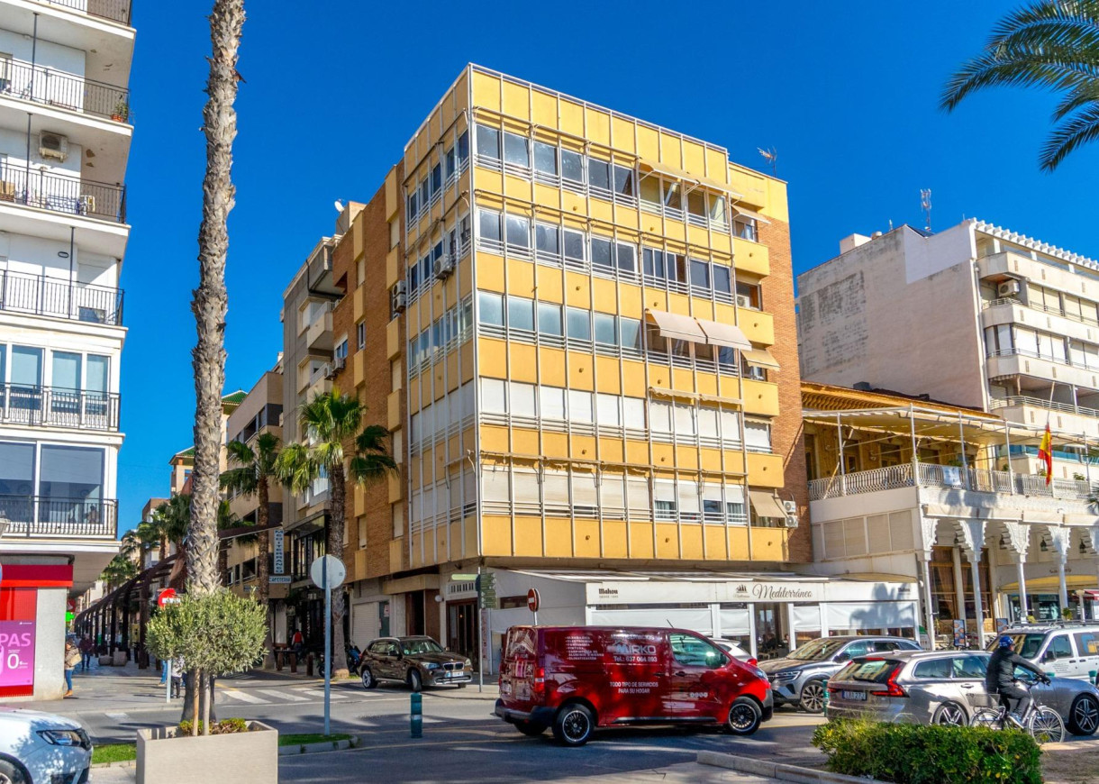 Venta - Apartamento - Torrevieja - Centro - Muelle Pesquero