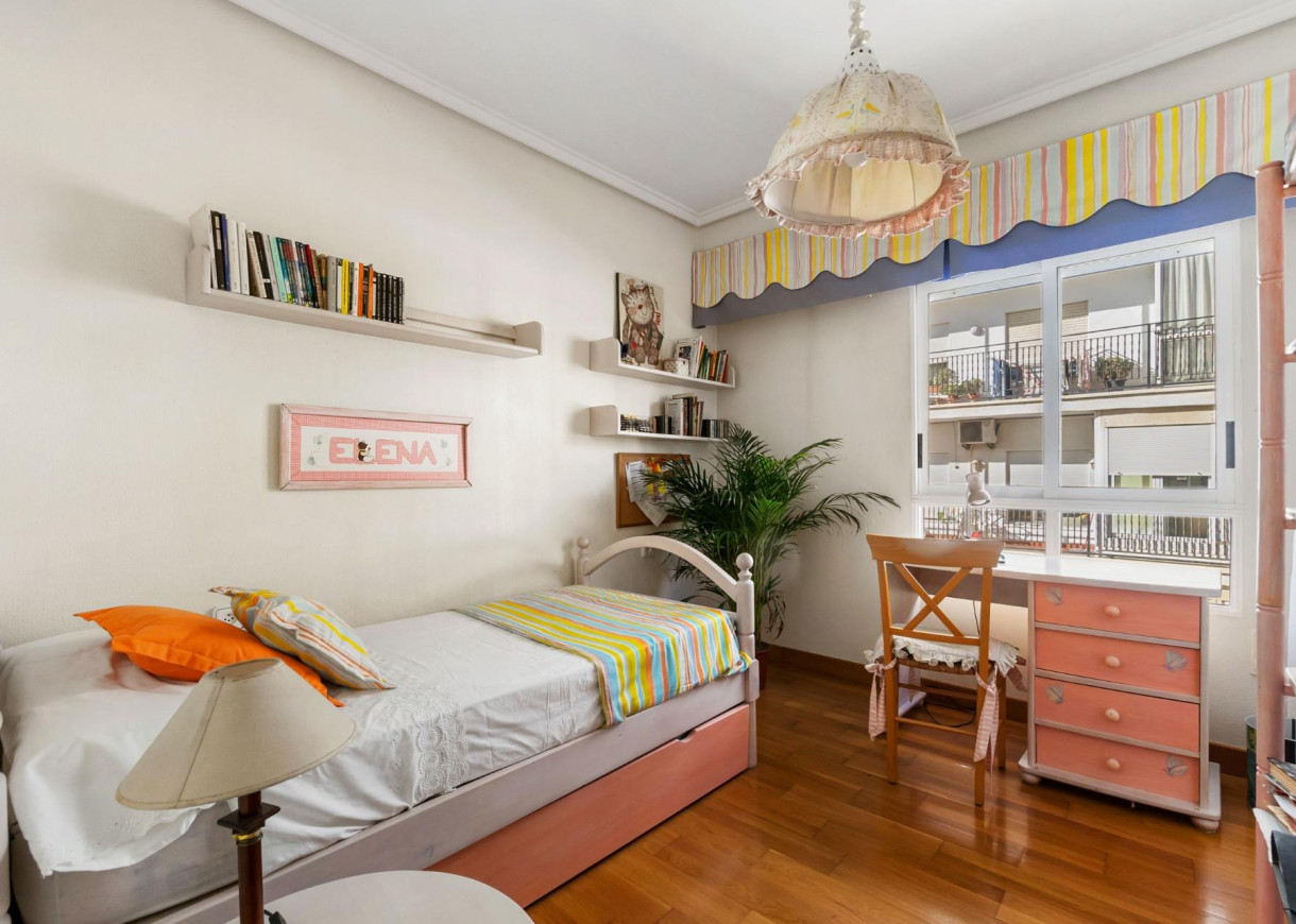 Venta - Apartamento - Torrevieja - Centro - Muelle Pesquero