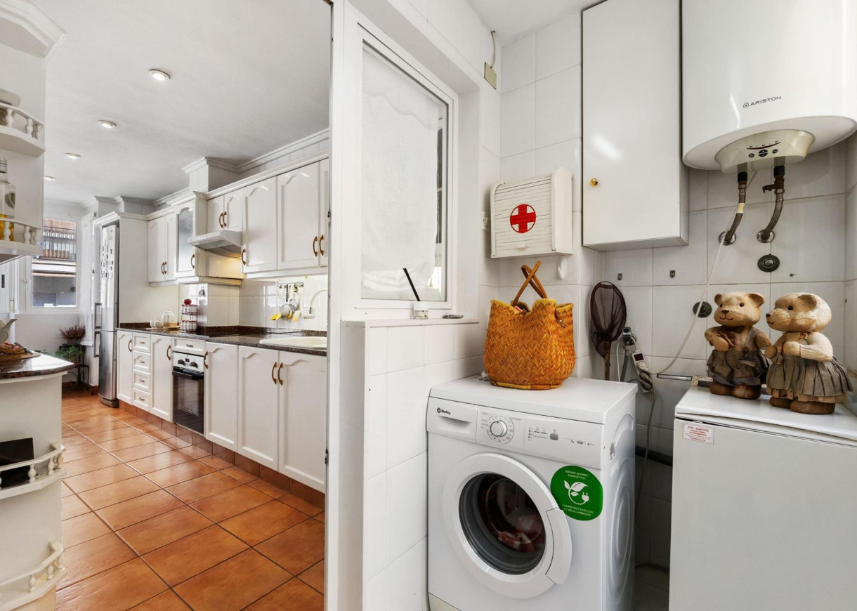 Venta - Apartamento - Torrevieja - Centro - Muelle Pesquero