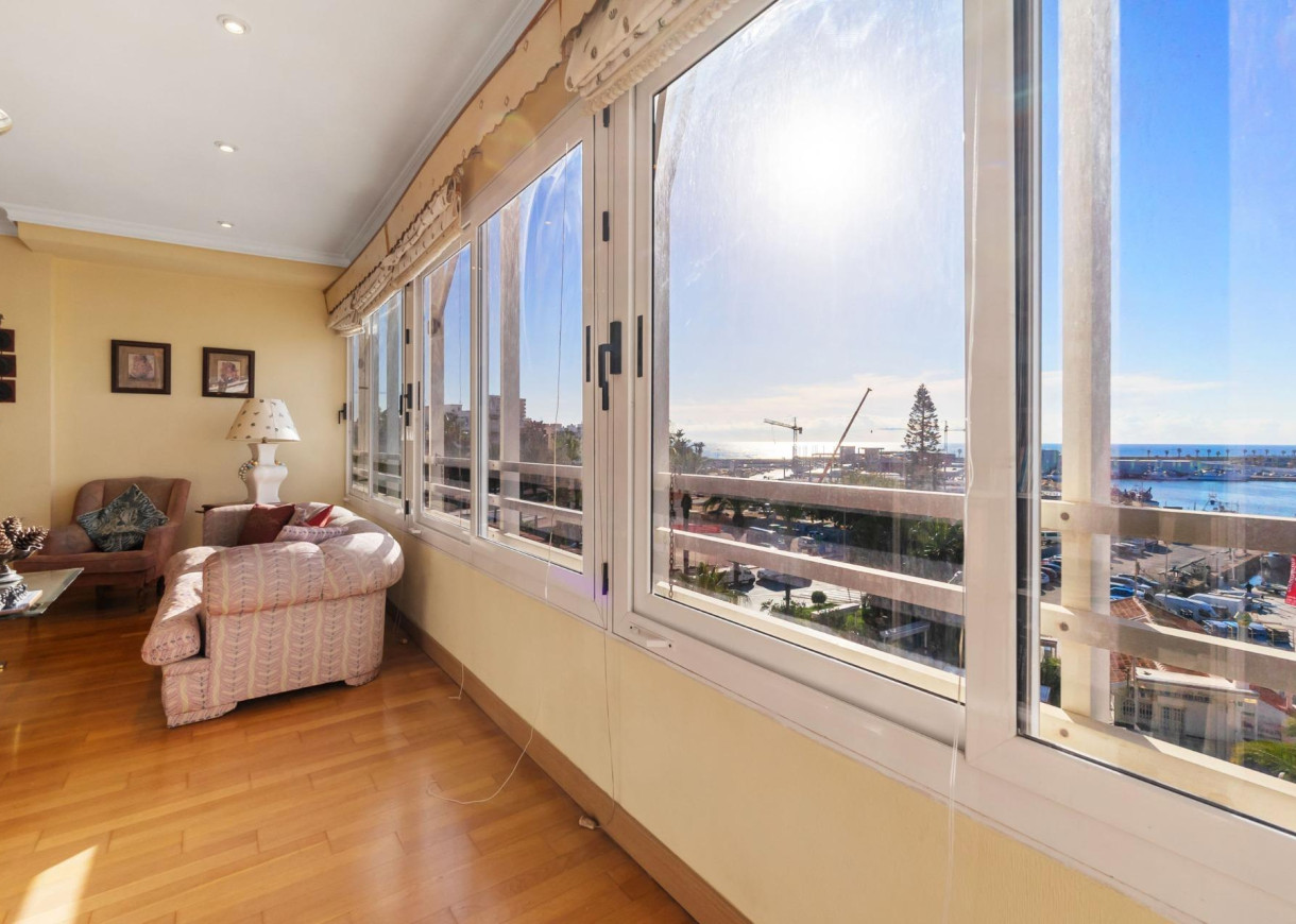 Venta - Apartamento - Torrevieja - Centro - Muelle Pesquero
