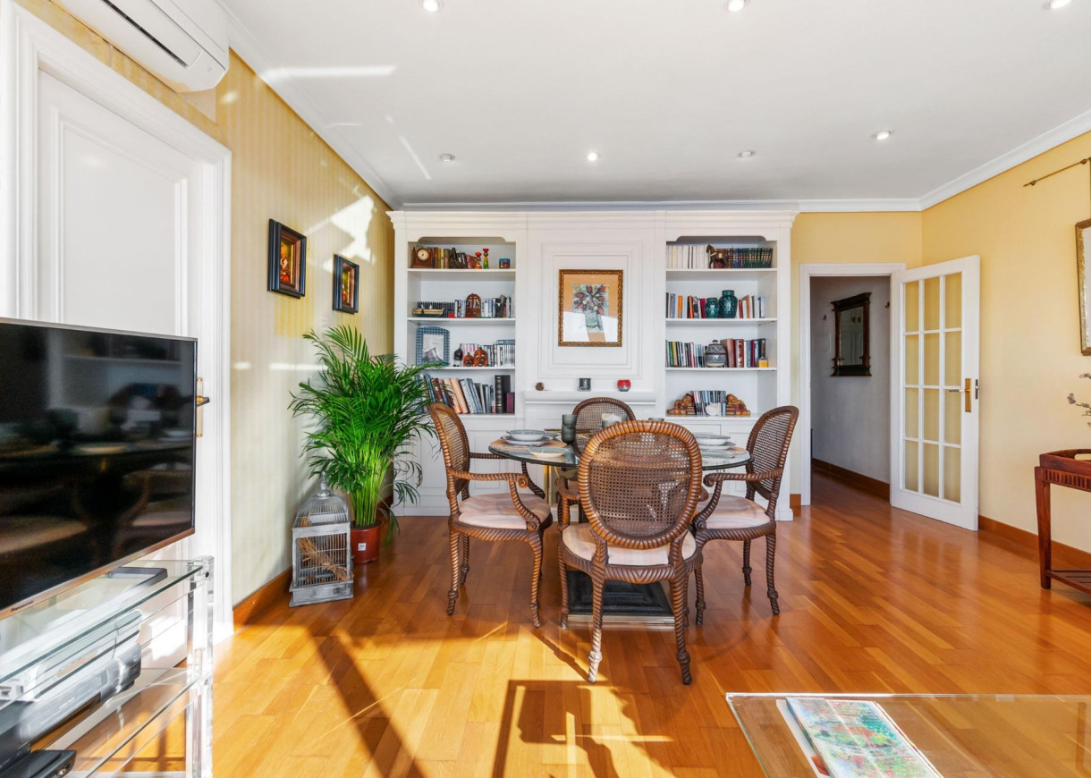 Venta - Apartamento - Torrevieja - Centro - Muelle Pesquero