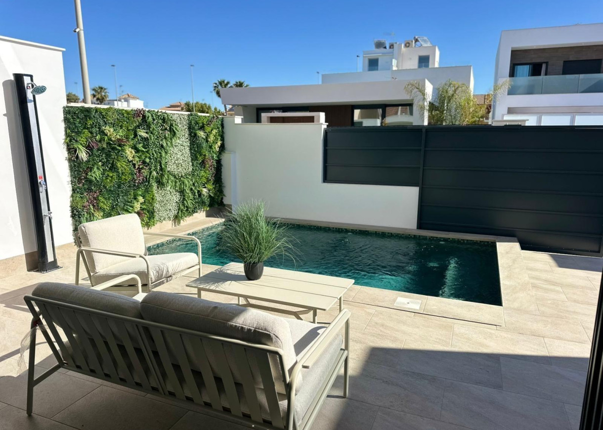 Nueva construcción  - Chalet - San Pedro del Pinatar