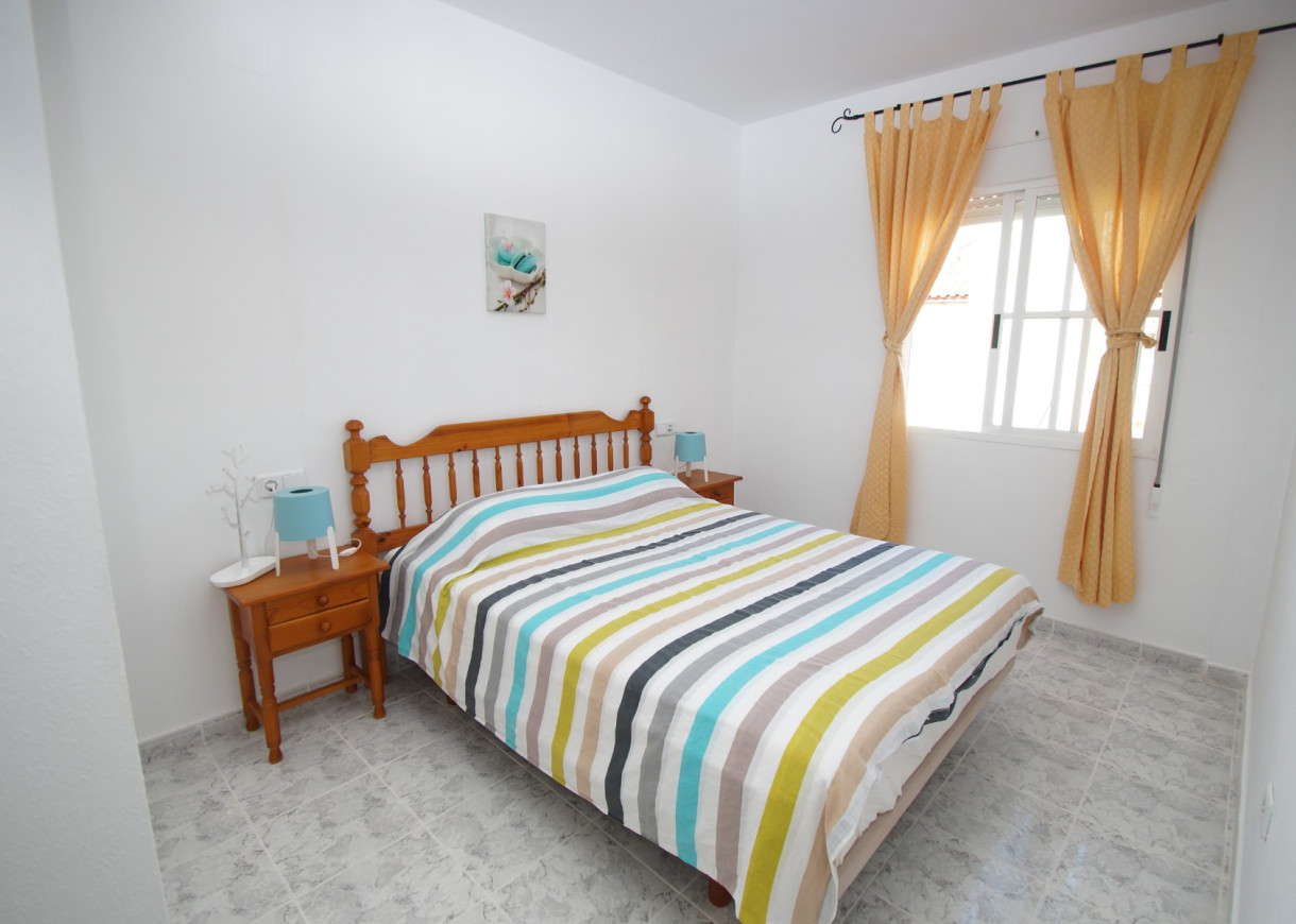 Resale - Bungalow - Orihuela Costa - Playa Flamenca
