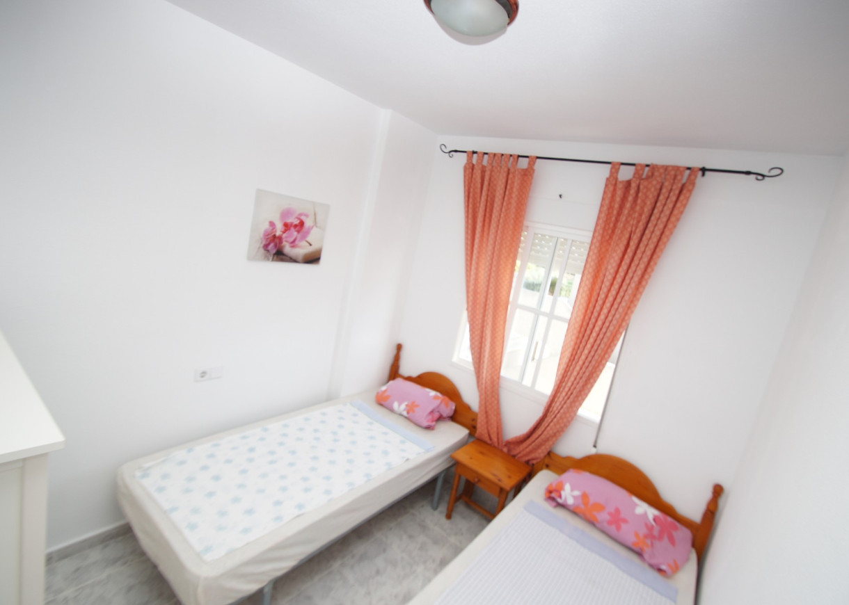 Resale - Bungalow - Orihuela Costa - Playa Flamenca