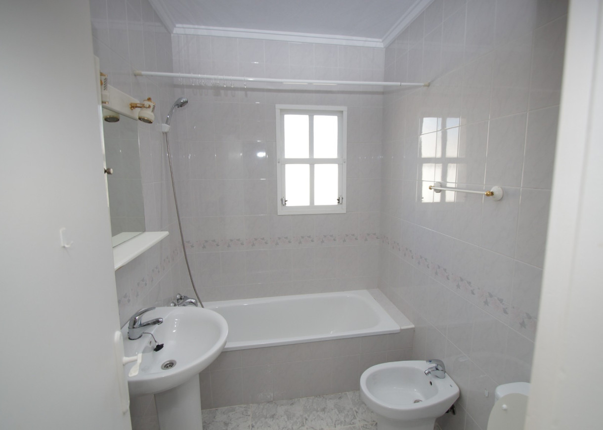 Resale - Bungalow - Orihuela Costa - Playa Flamenca