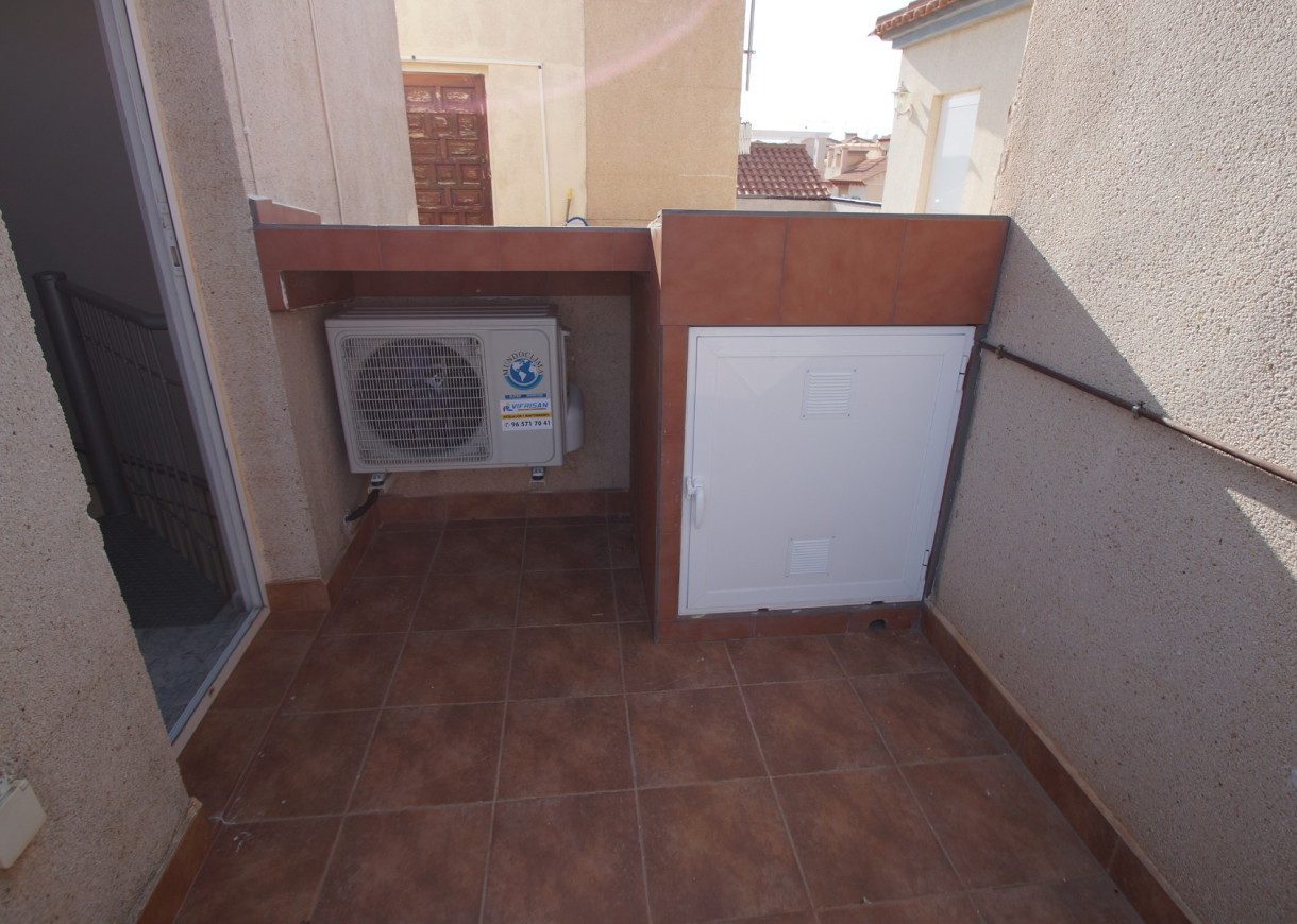 Resale - Bungalow - Orihuela Costa - Playa Flamenca