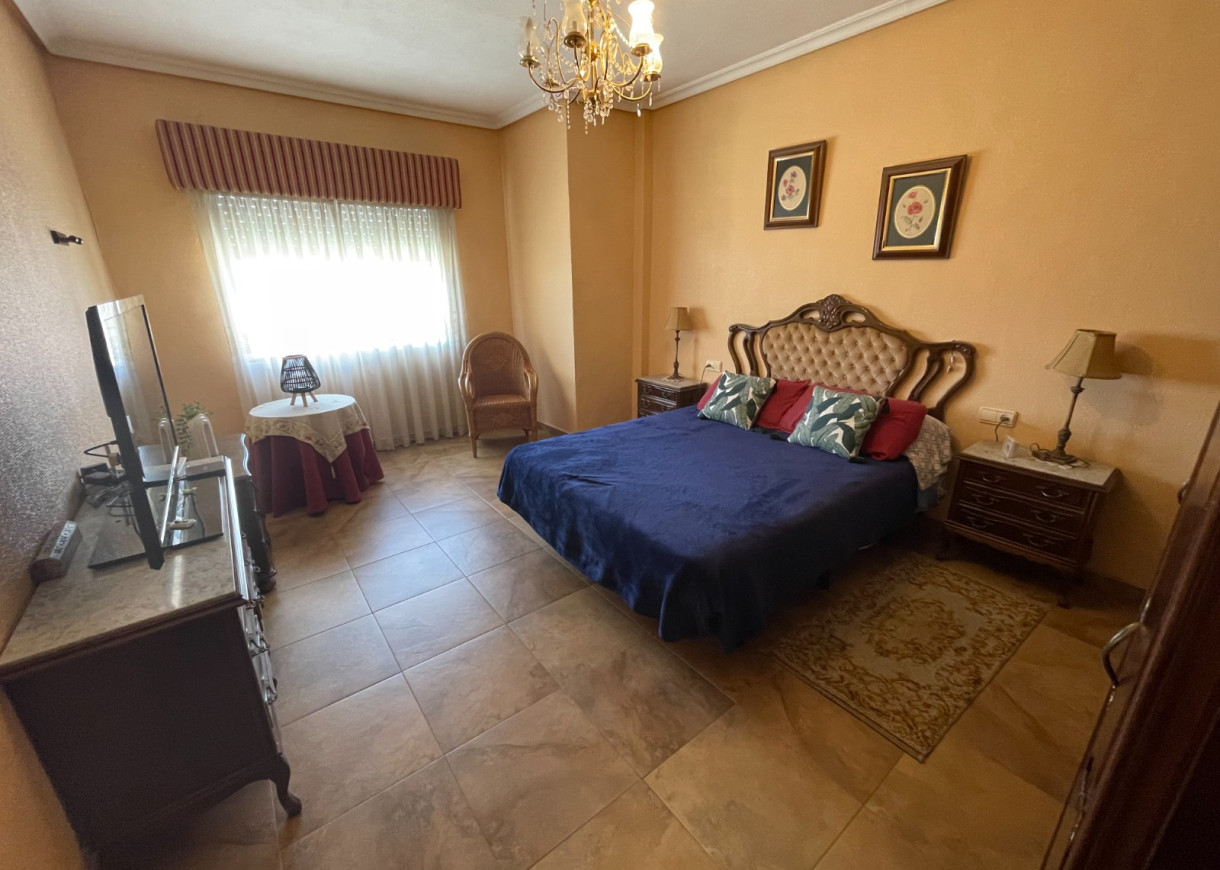 Resale - Villa - San Miguel de Salinas - pueblo