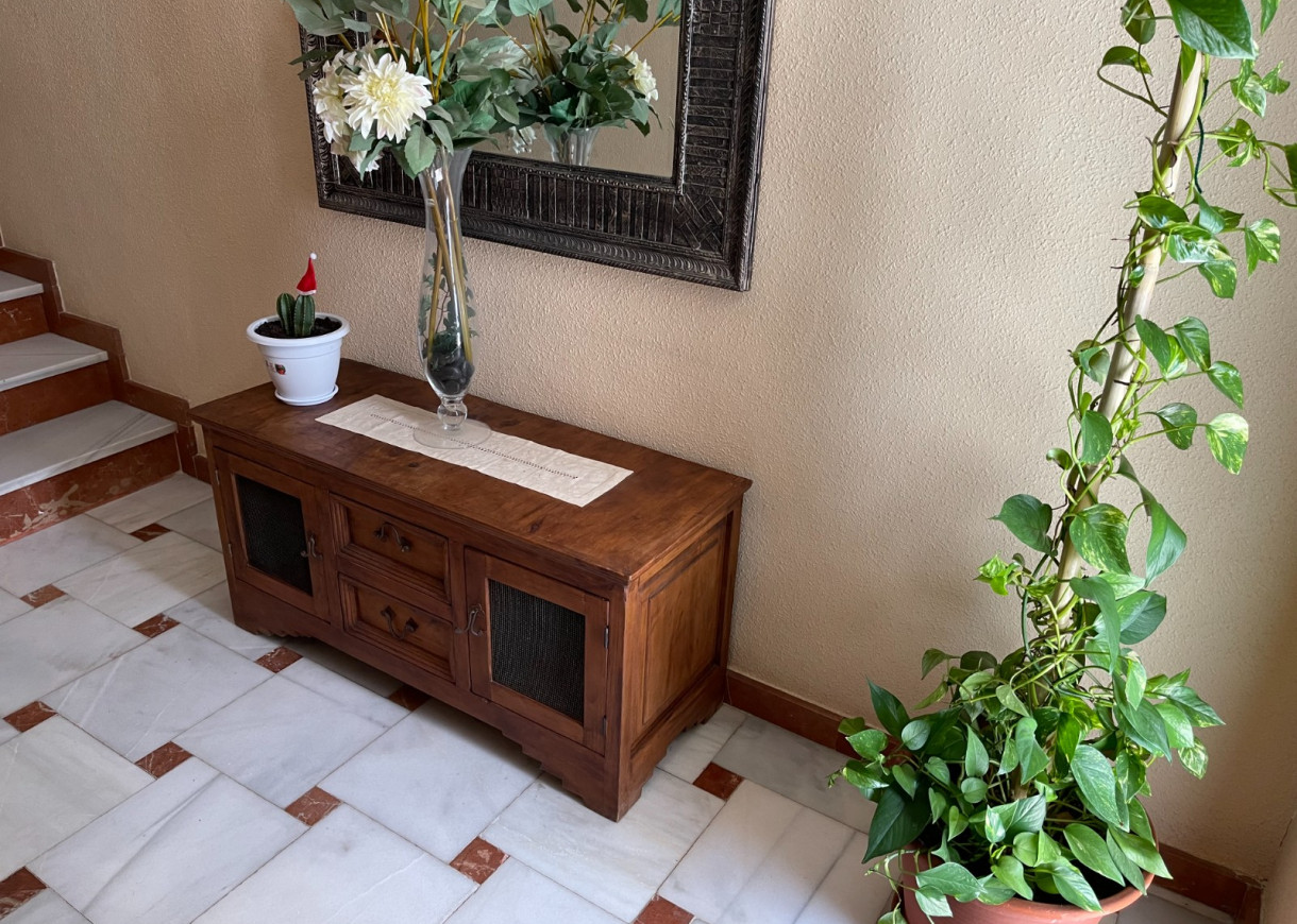 Resale - Villa - San Miguel de Salinas - pueblo