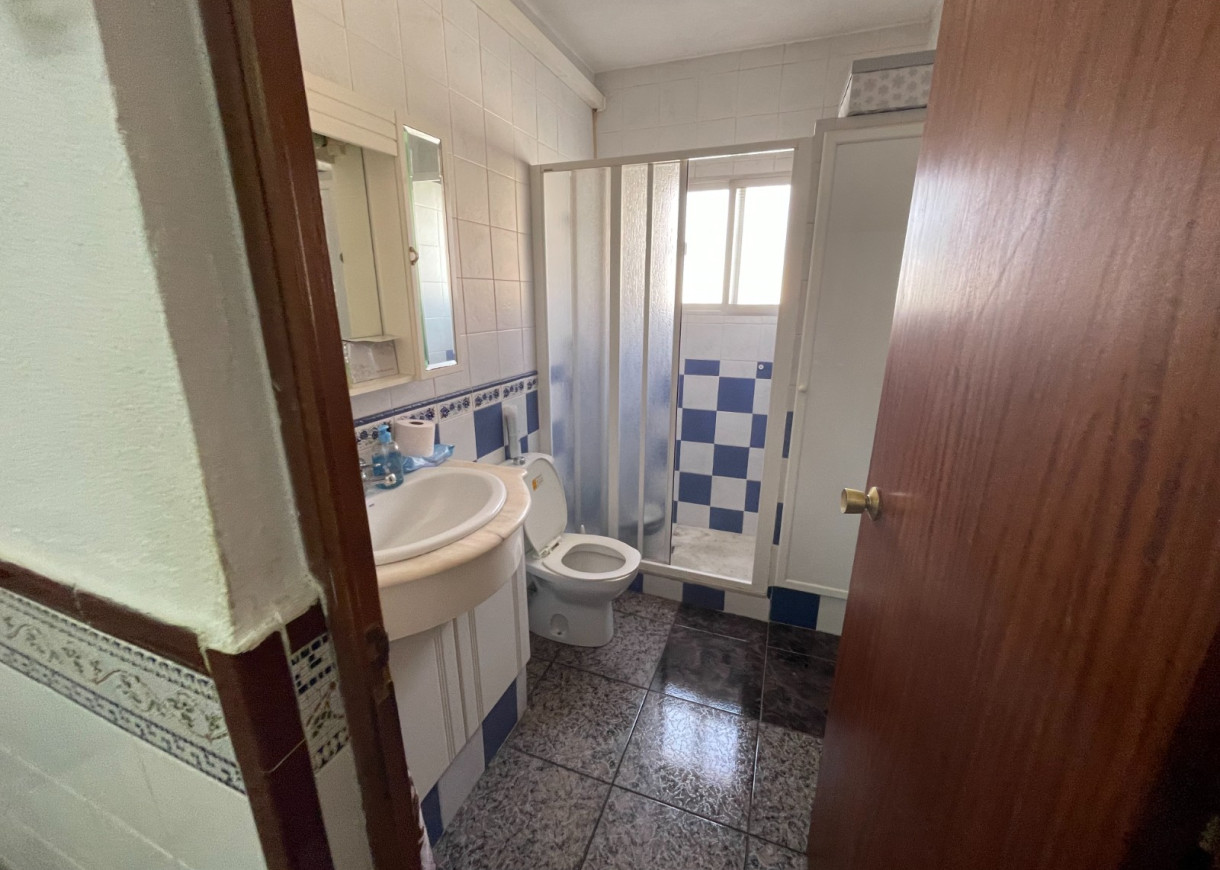 Resale - Villa - San Miguel de Salinas - pueblo