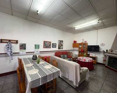 Resale - Villa - San Miguel de Salinas - pueblo