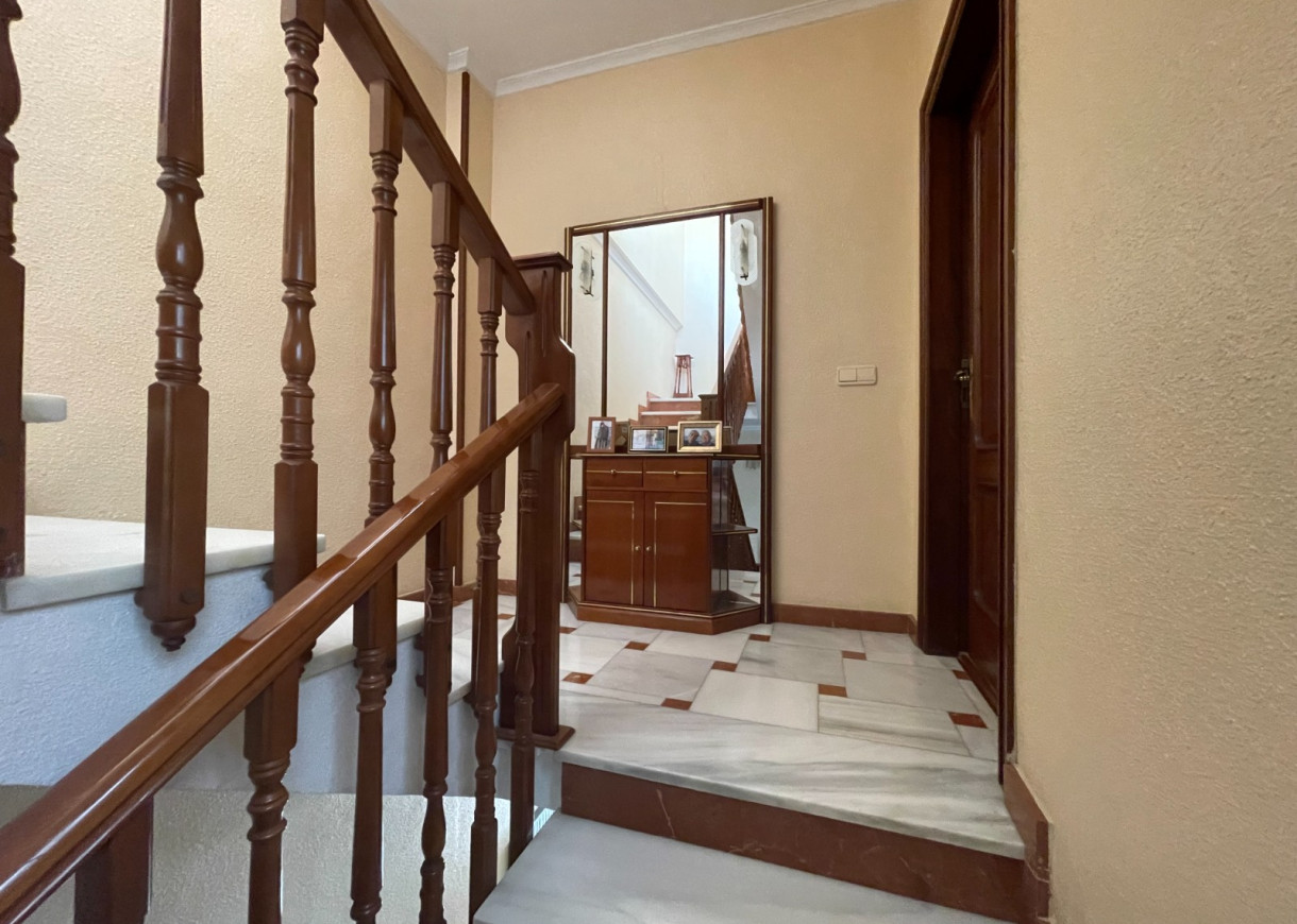 Resale - Villa - San Miguel de Salinas - pueblo