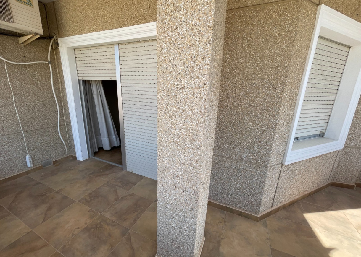 Resale - Villa - San Miguel de Salinas - pueblo