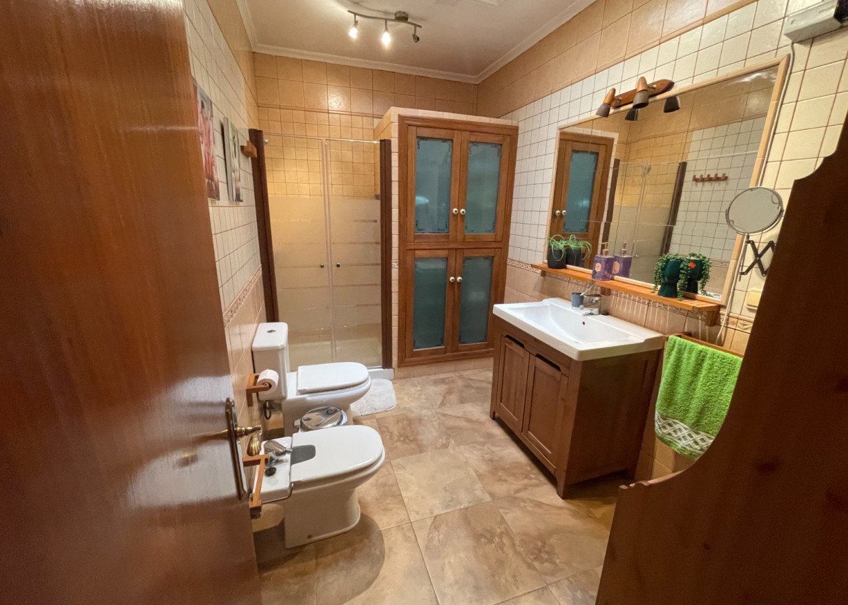Resale - Villa - San Miguel de Salinas - pueblo
