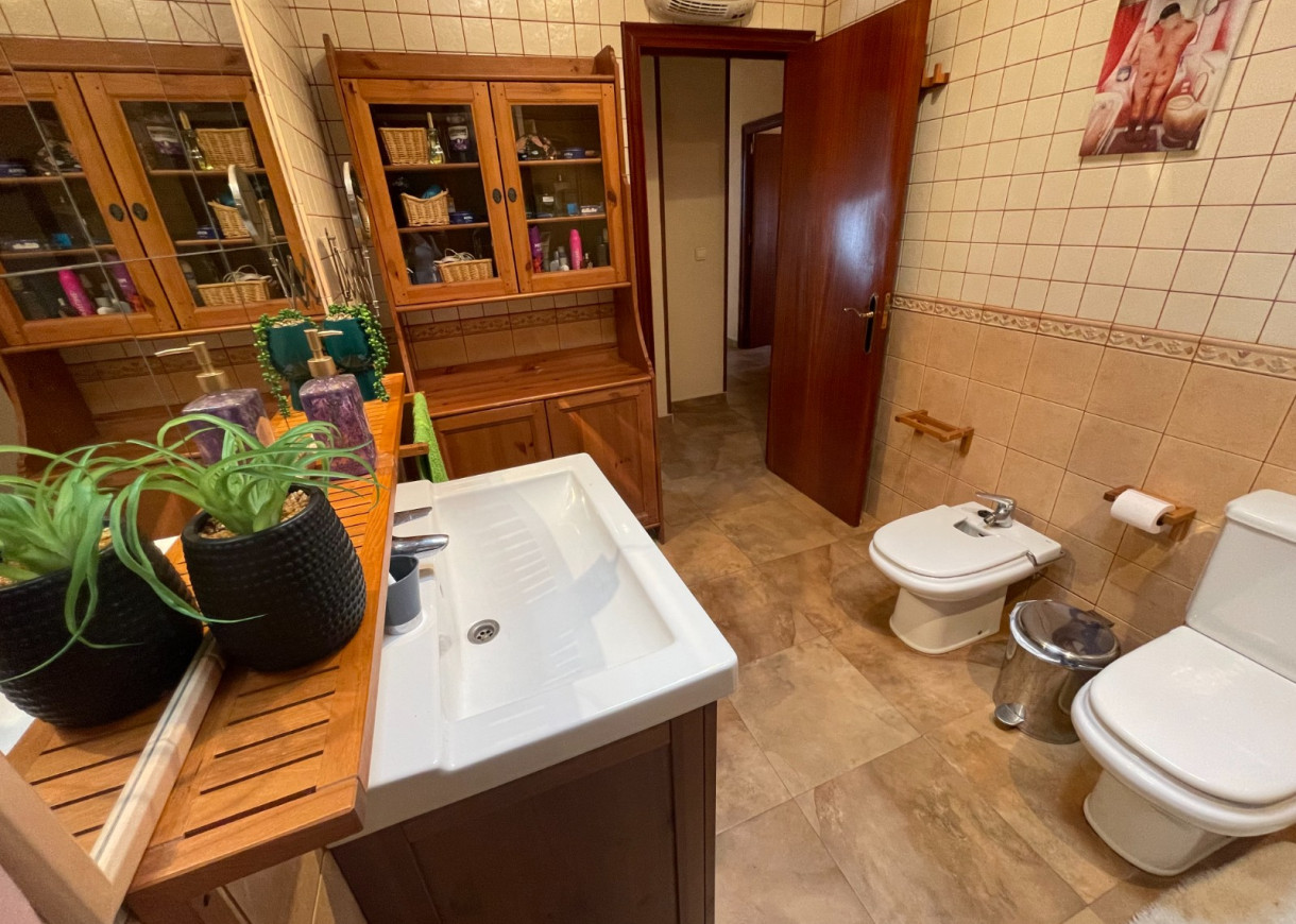 Resale - Villa - San Miguel de Salinas - pueblo