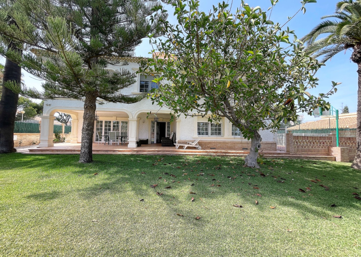 Resale - Villa - Orihuela Costa - Cabo Roig