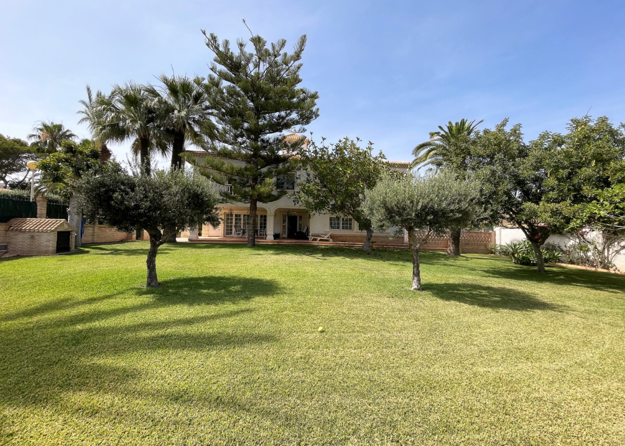 Resale - Villa - Orihuela Costa - Cabo Roig