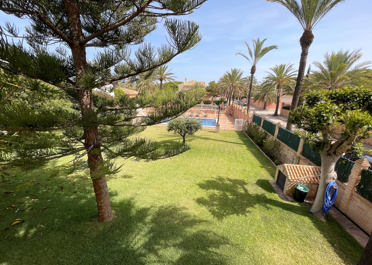 Resale - Villa - Orihuela Costa - Cabo Roig