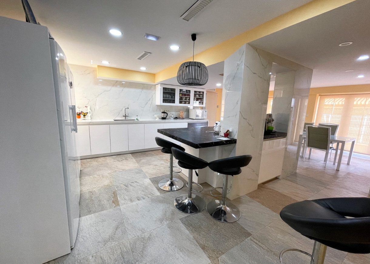 Resale - Villa - Orihuela Costa - Cabo Roig