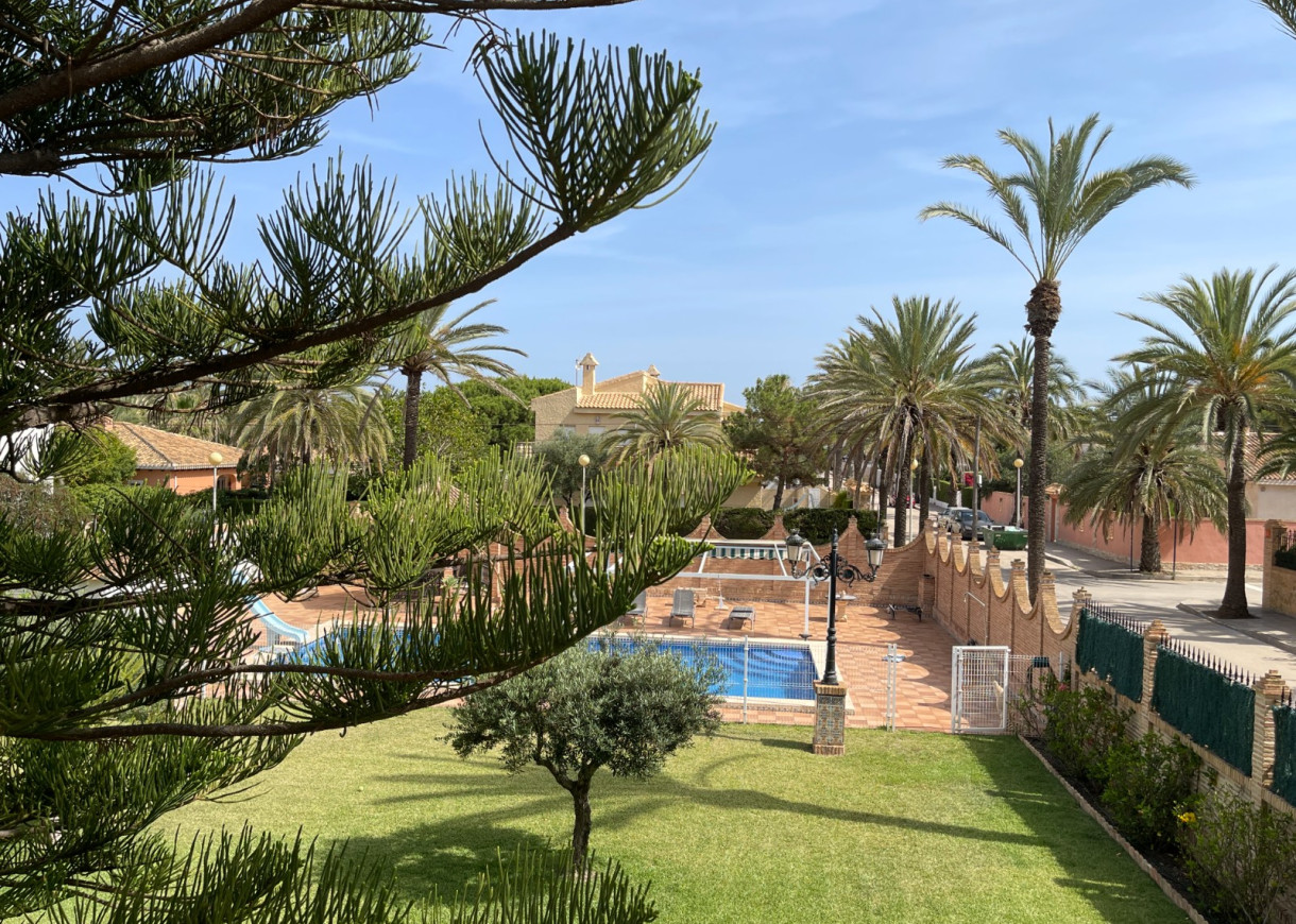Resale - Villa - Orihuela Costa - Cabo Roig