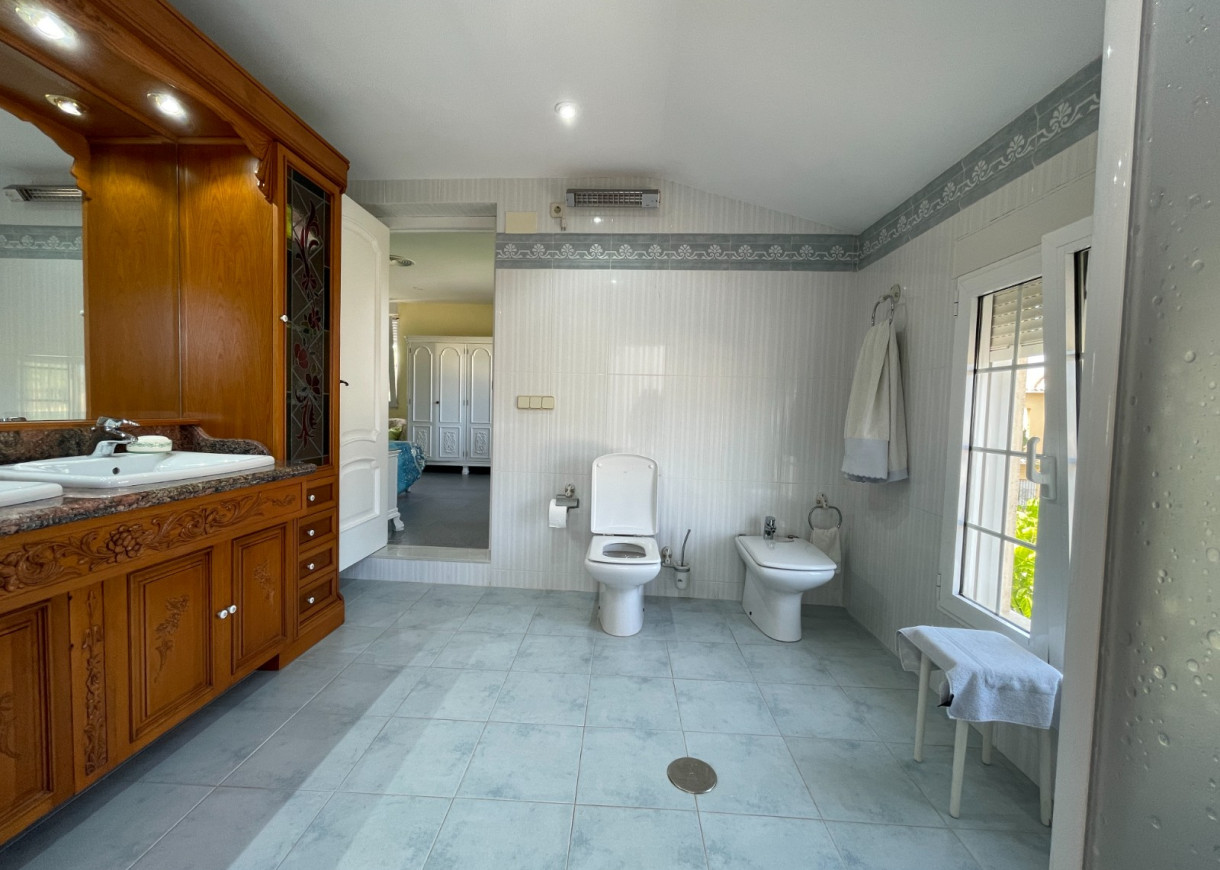 Resale - Villa - Orihuela Costa - Cabo Roig