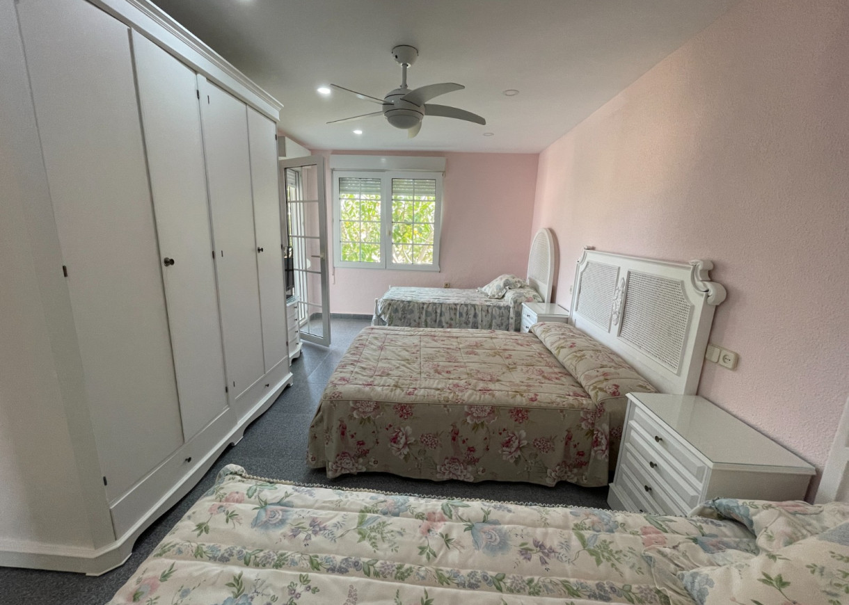 Resale - Villa - Orihuela Costa - Cabo Roig