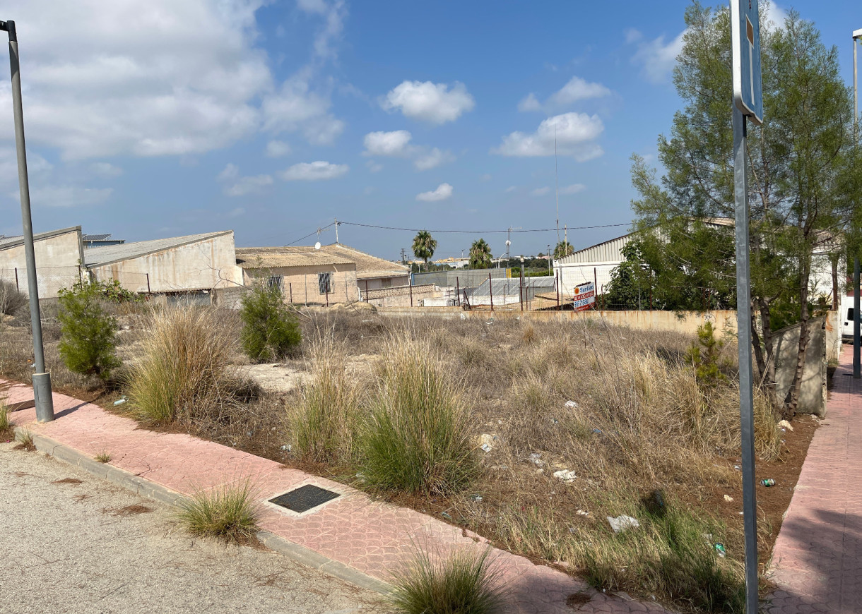 Venta - Parcela/Terreno - Rojales