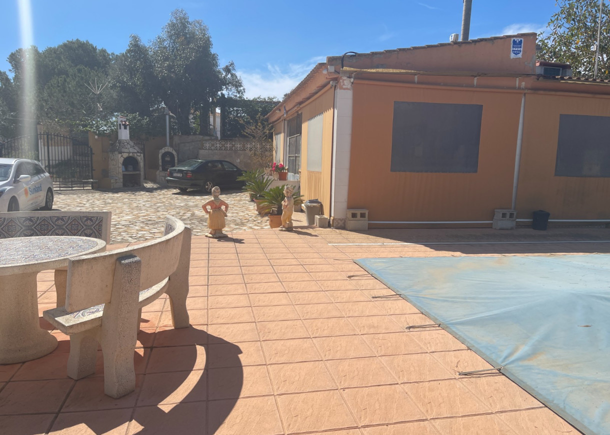Resale - Villa - Guardamar del Segura - Valencian Community