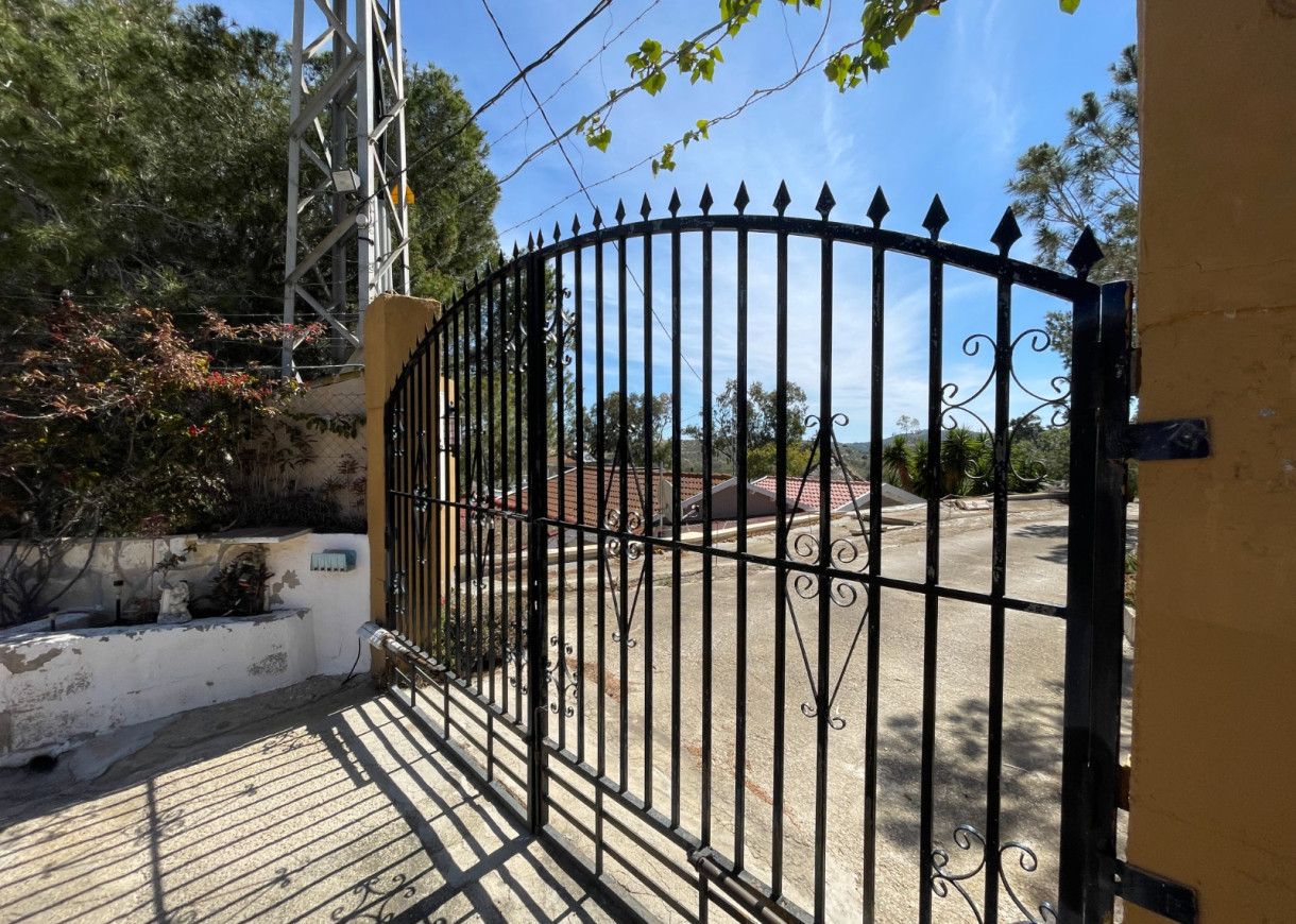Resale - Villa - Guardamar del Segura - Valencian Community