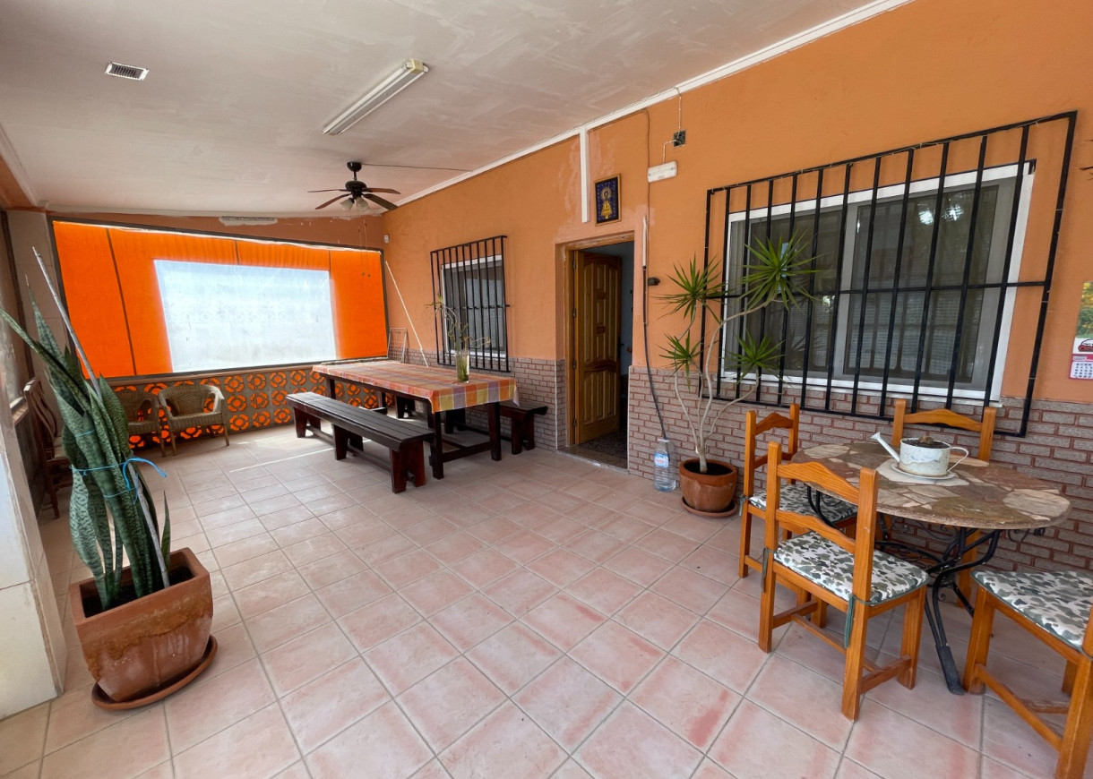 Resale - Villa - Guardamar del Segura - Valencian Community