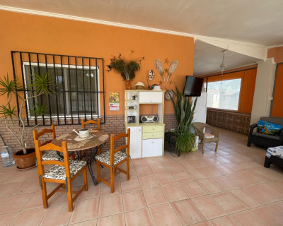 Resale - Villa - Guardamar del Segura - Valencian Community