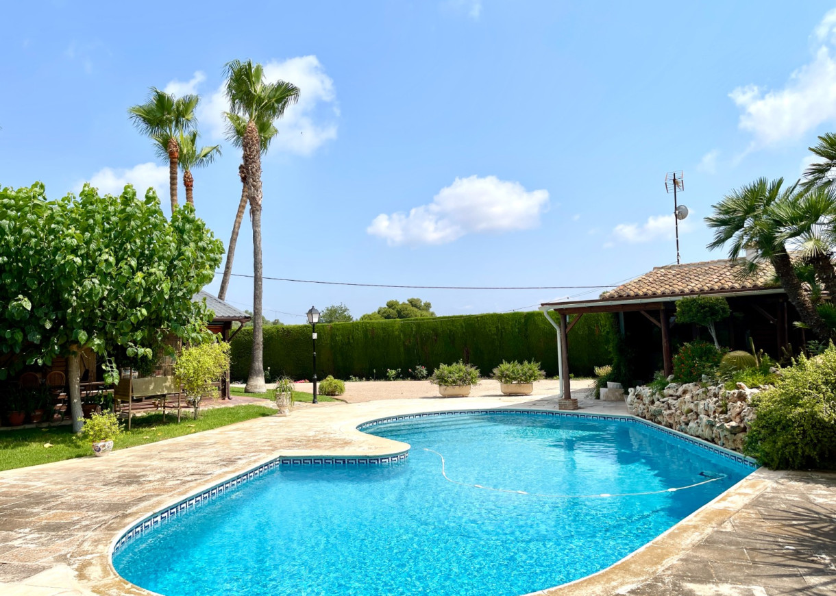 Resale - Villa - San Fulgencio - La Marina