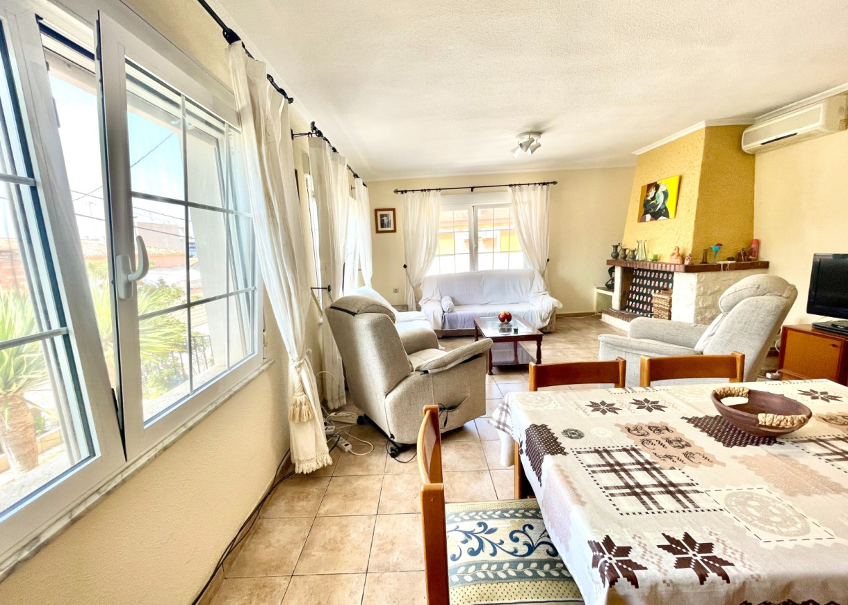 Resale - Villa - Benijofar - pueblo