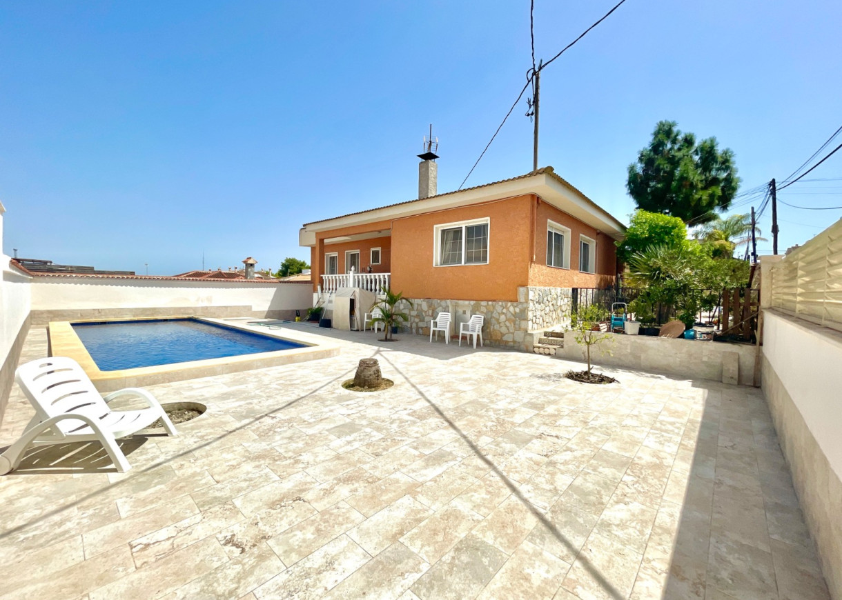 Resale - Villa - Benijofar - pueblo