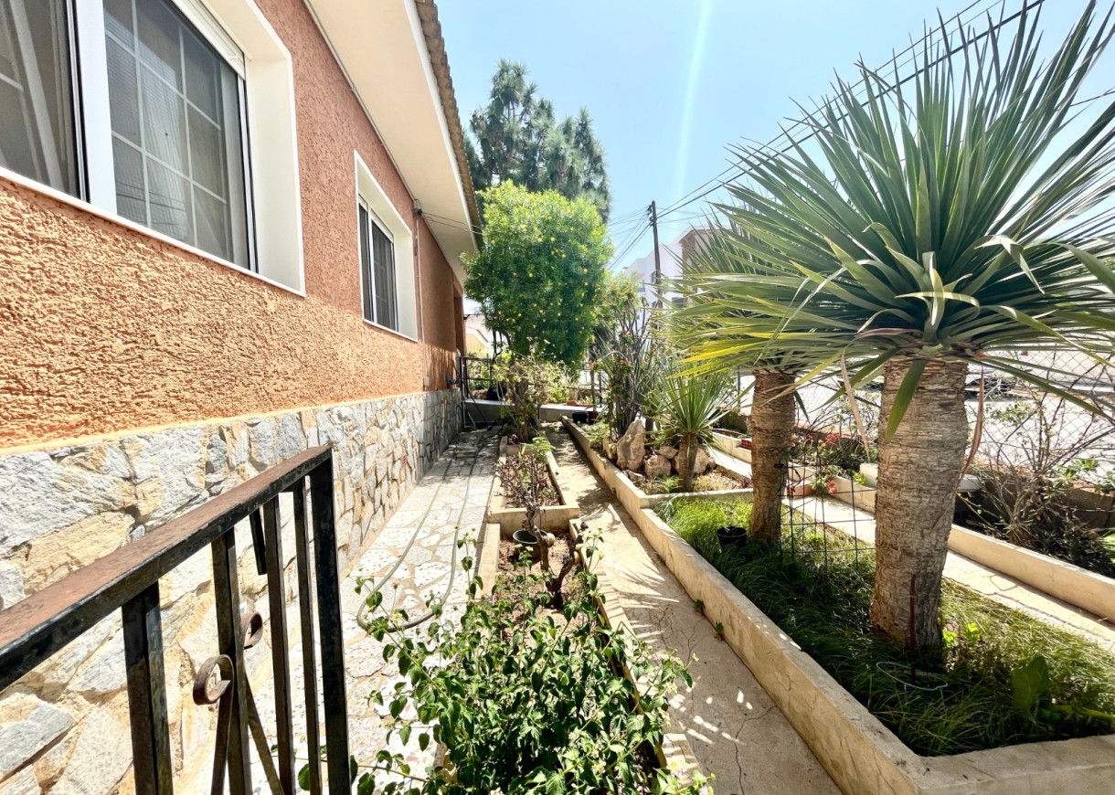 Resale - Villa - Benijofar - pueblo