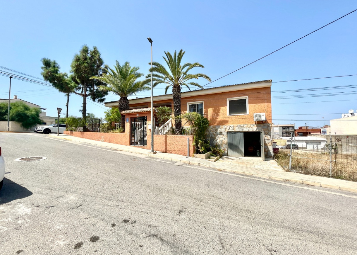 Resale - Villa - Benijofar - pueblo