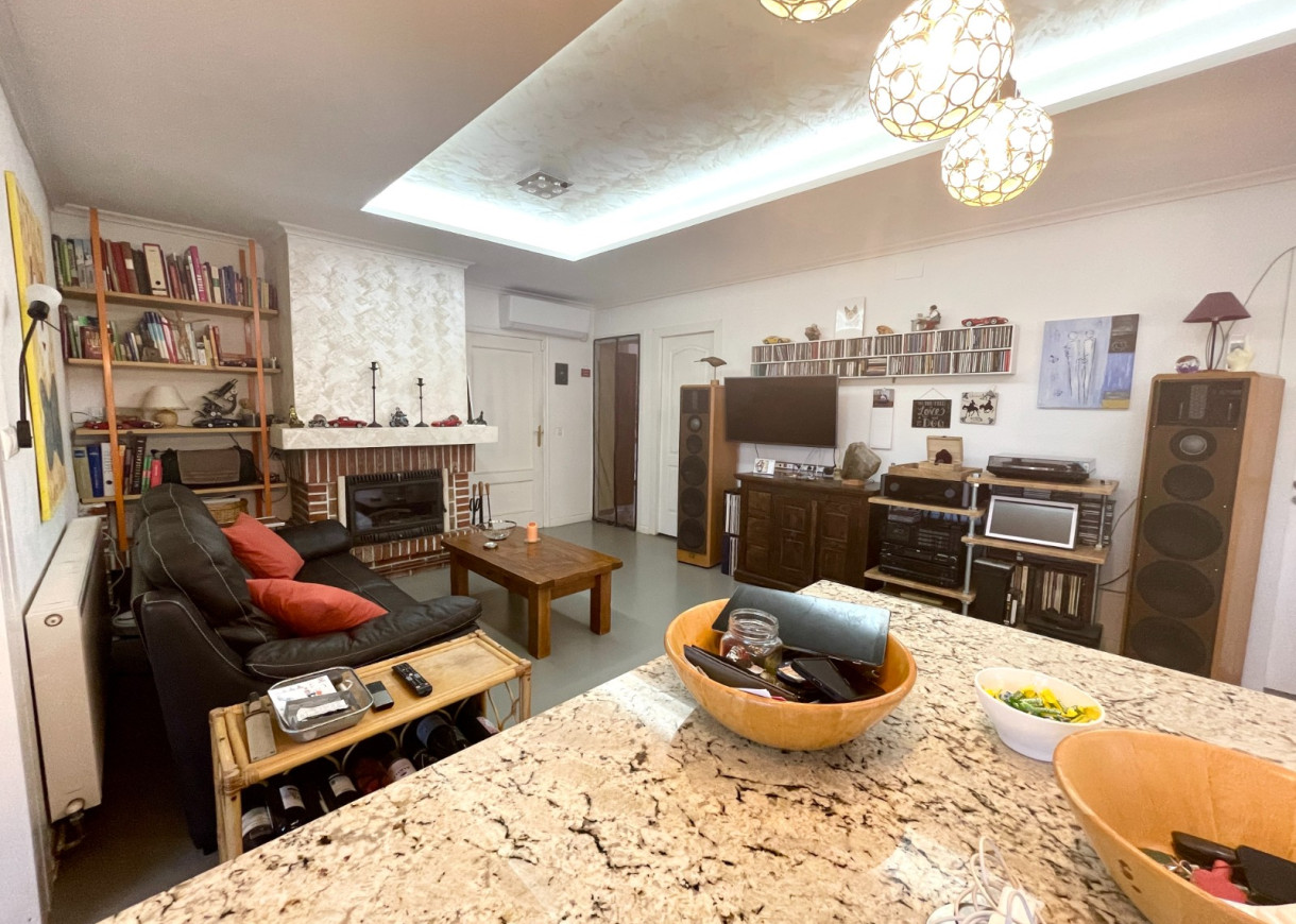 Resale - Finca / Country Property - Crevillente