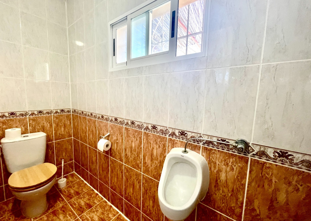 Resale - Finca / Country Property - Crevillente