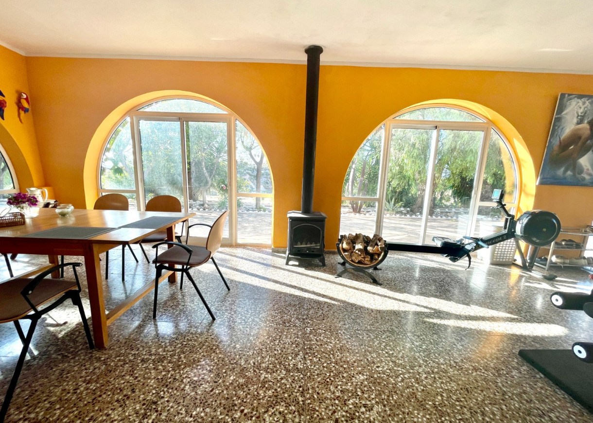 Resale - Finca / Country Property - Crevillente