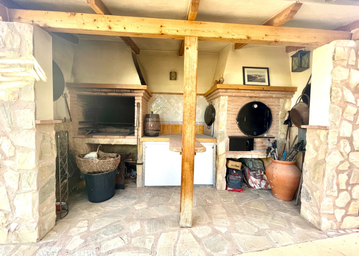Resale - Finca / Country Property - Crevillente