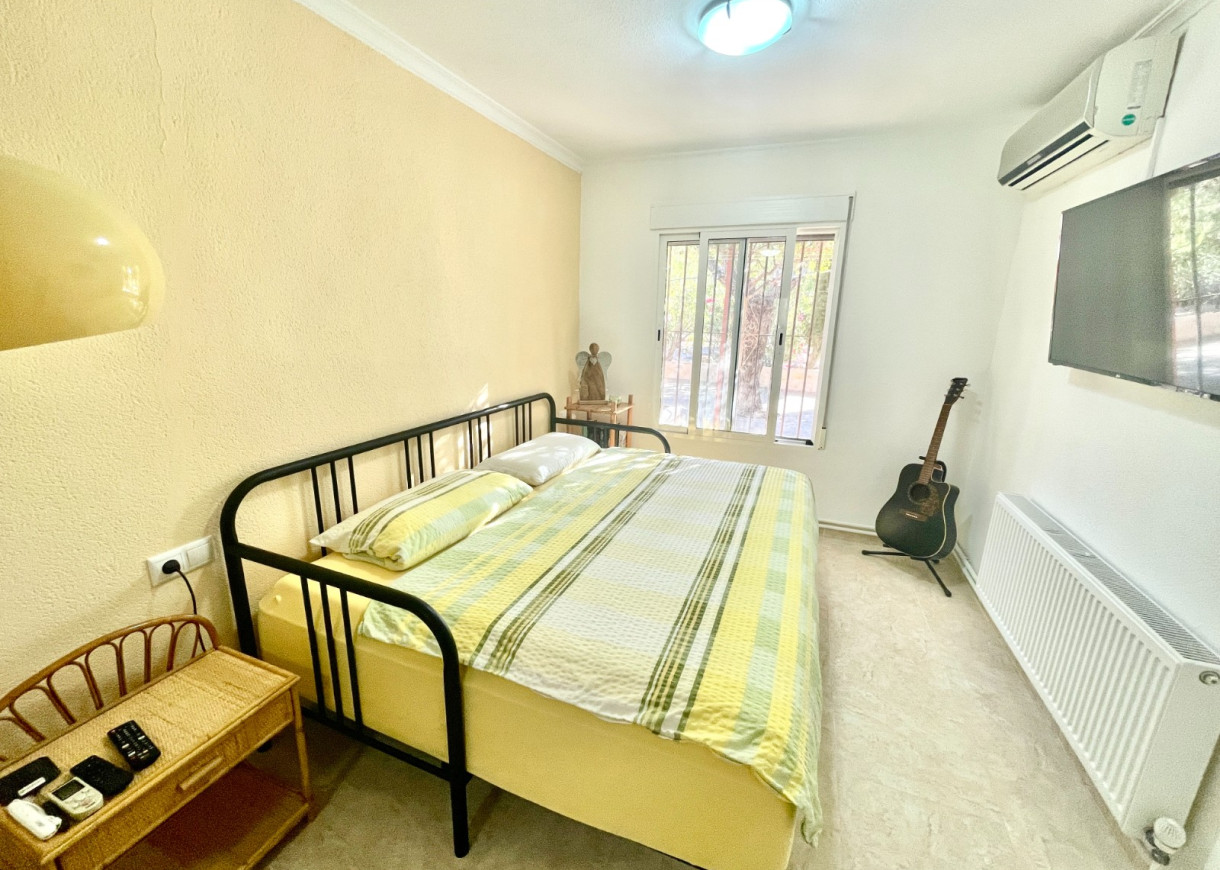 Resale - Finca / Country Property - Crevillente