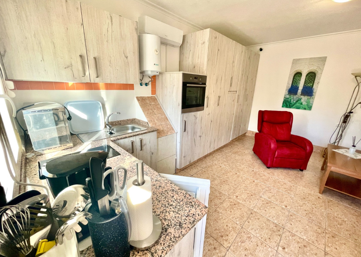Resale - Finca / Country Property - Crevillente