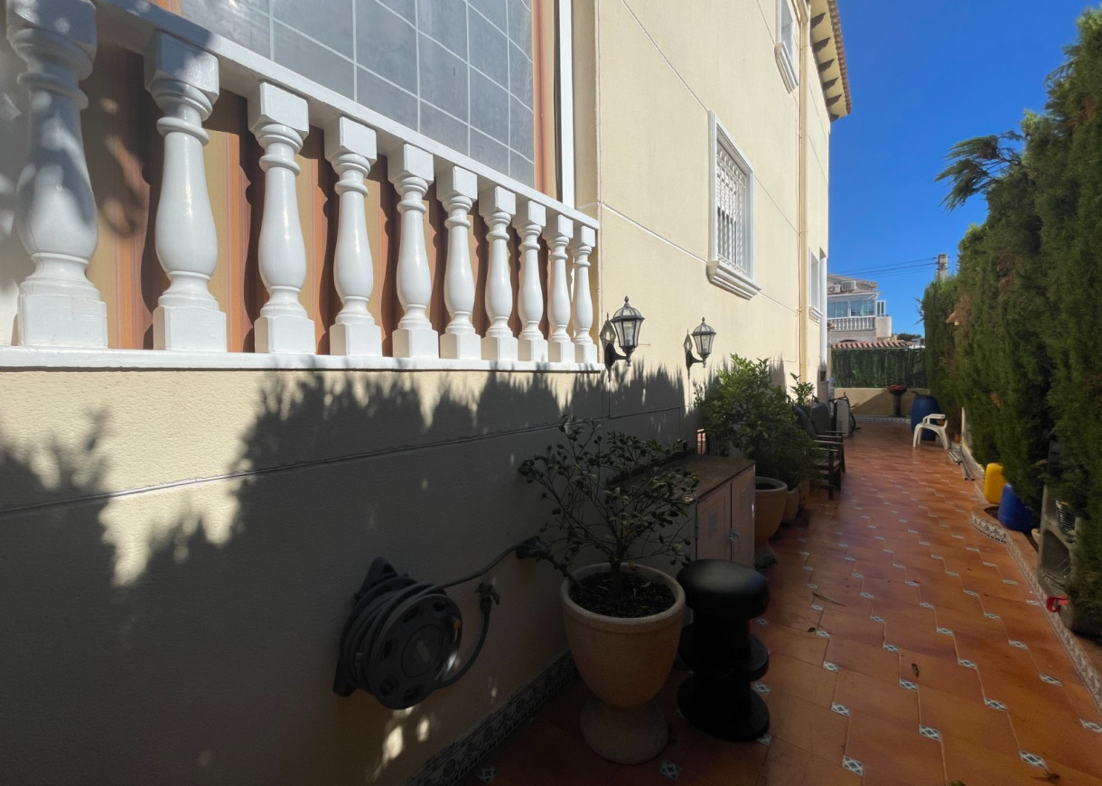 Revente - Villa - Guardamar del Segura