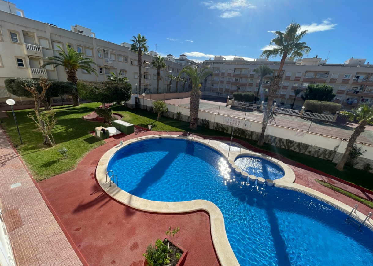 Resale - Apartment - Flat - Torrevieia - Comunidad Valenciana